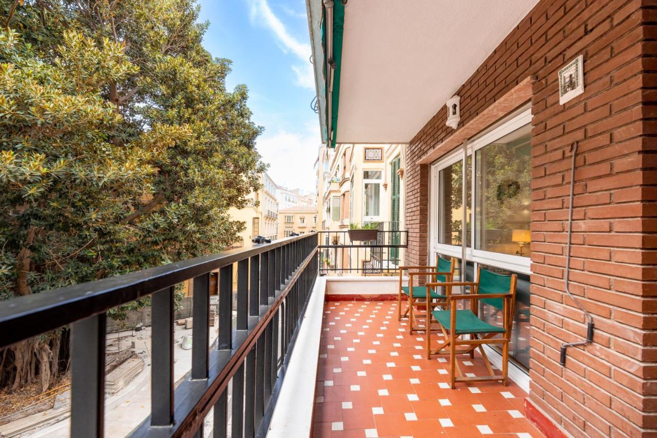 Appartamento Plaza del Teatro con parking Málaga Esterno foto